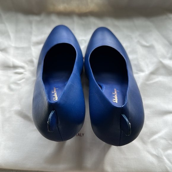 NEW Ferragamo Leather Pump - Picture 3 of 8